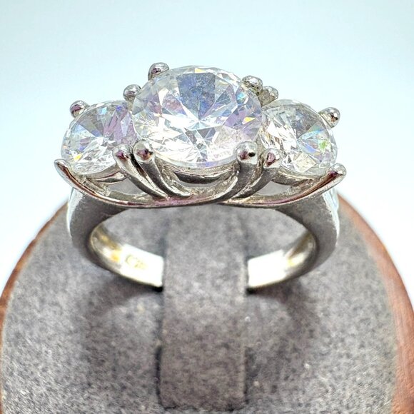 VTG Sterling Silver 925 Three Stone Cubic Zirconia Statement Ring Size 8.75 - Picture 3 of 12